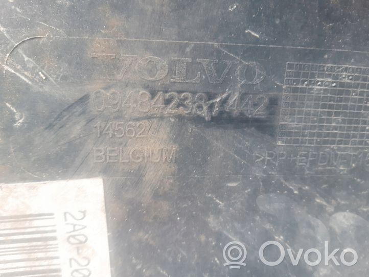 Volvo V70 Paraurti anteriore 09484238/442