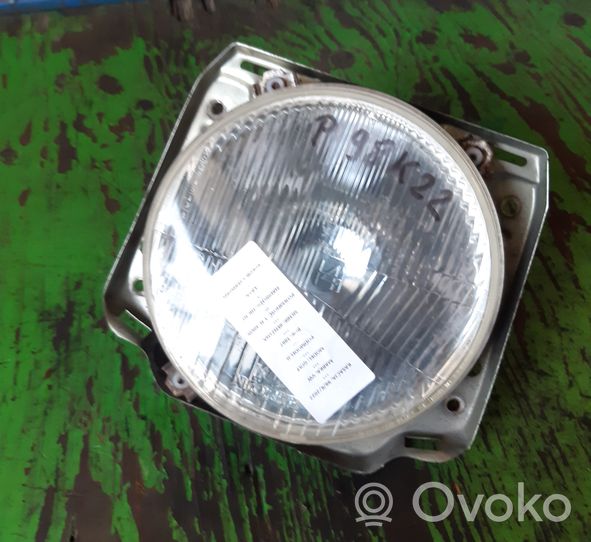 Volkswagen Golf II Lampa przednia 02416R20