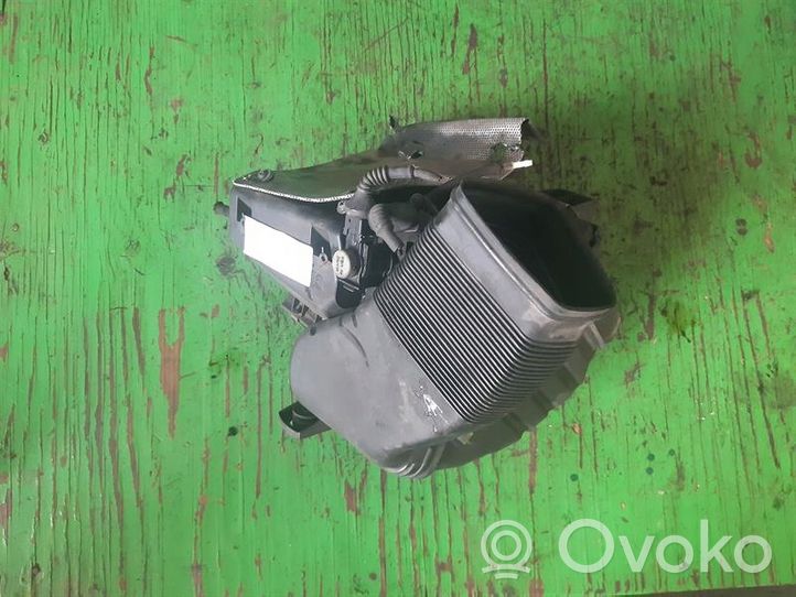 Volkswagen PASSAT B5 Air filter box cover 