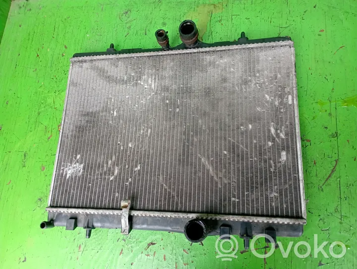 Peugeot 307 Radiateur de refroidissement 