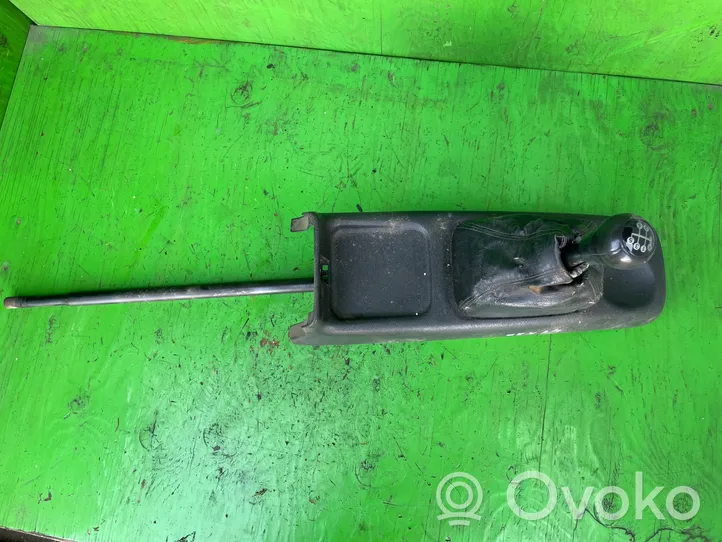 Opel Corsa B Gear selector/shifter in gearbox 