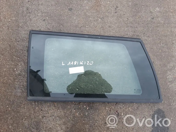 Opel Astra F Rear vent window glass 