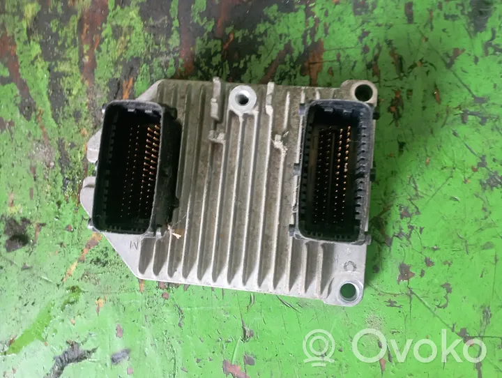 Opel Vectra C Unité de commande, module ECU de moteur 5WK9182