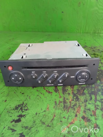 Renault Megane II Radio / CD-Player / DVD-Player / Navigation 8200633637