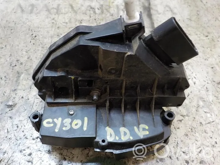 Ford Fiesta Zamek drzwi przednich 2048282