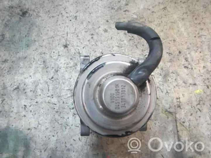 Volkswagen Polo IV 9N3 Soupape vanne EGR 045131501K