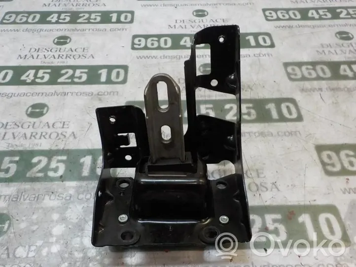 Citroen C4 Cactus Gearbox mount 9806658980