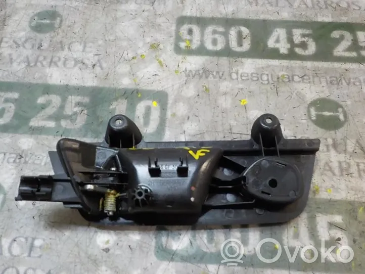 Seat Exeo (3R) Klamka wewnętrzna drzwi tylnych 8E0839020C7PE