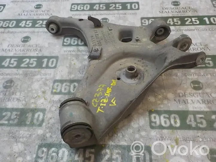 Seat Exeo (3R) Takatukivarsi 8E0505311AF