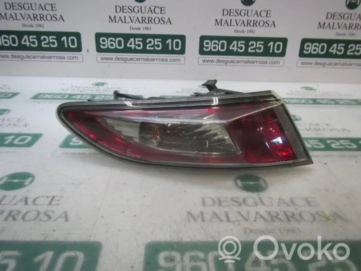 Honda Civic IX Lámpara de faros/luces traseros 33551SMTE02