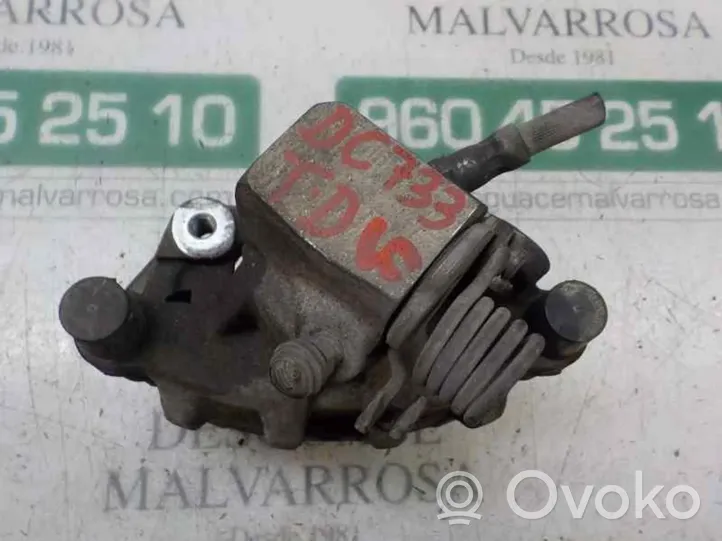 Ford Focus C-MAX Supporto della pinza del freno posteriore 2210213