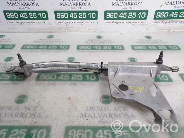 Audi Q7 4M Front wiper blade arm 