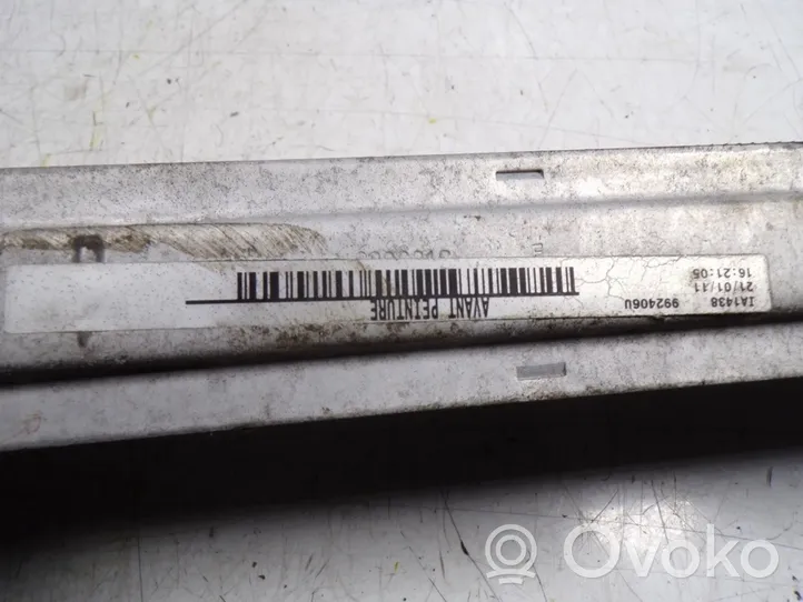 Ford Mondeo MK IV Chłodnica powietrza doładowującego / Intercooler 1742060