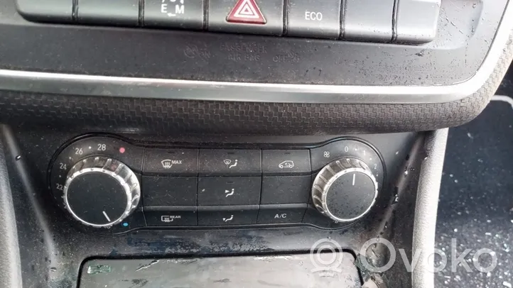 Mercedes-Benz A W176 Panel klimatyzacji A2469002208