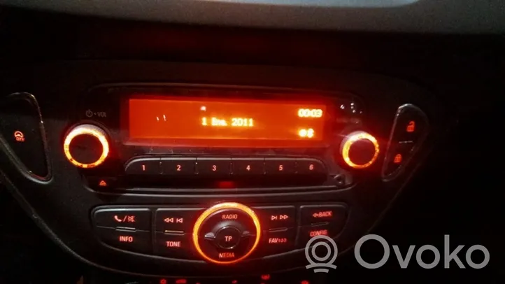 Opel Corsa E Unité de contrôle son HiFi Audio 39068067