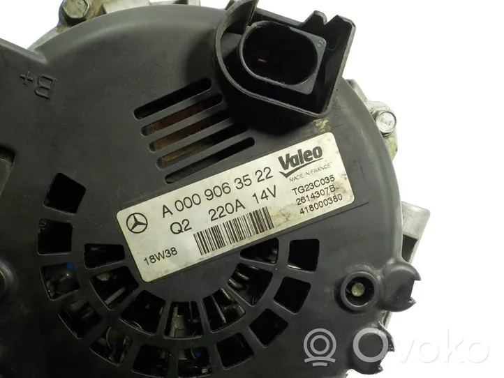 Mercedes-Benz ML AMG W164 Generatore/alternatore A0009067400