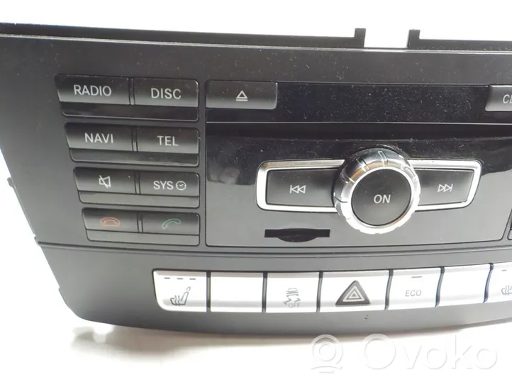 Mercedes-Benz ML AMG W164 Radio/CD/DVD/GPS-pääyksikkö A1669006907