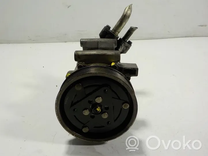 Renault Kangoo II Ilmastointilaitteen kompressorin pumppu (A/C) 7711497298
