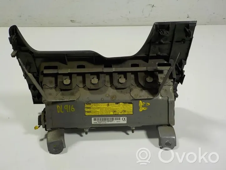 Toyota Yaris Šoninė oro pagalvė 739000D031C1