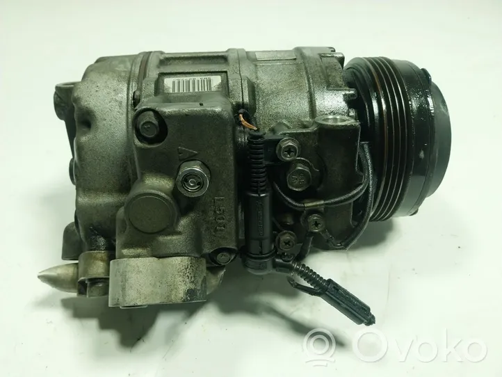 BMW X3 E83 Ilmastointilaitteen kompressorin pumppu (A/C) 