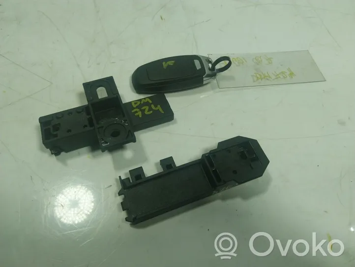 Audi Q7 4M Ignition lock 4M0907247