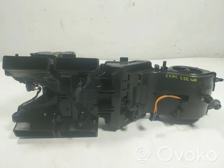 Audi Q7 4M Ventola riscaldamento/ventilatore abitacolo 4N0820329A