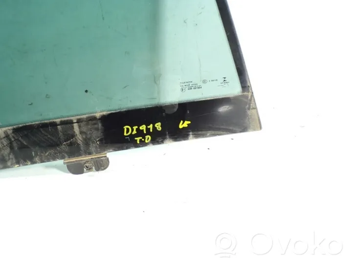Citroen DS4 Rear door window glass 9687380780