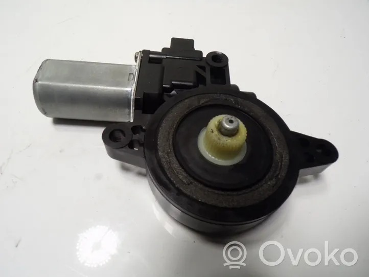 Mazda 2 Moteur de lève-vitre de porte arrière D01G5858XB