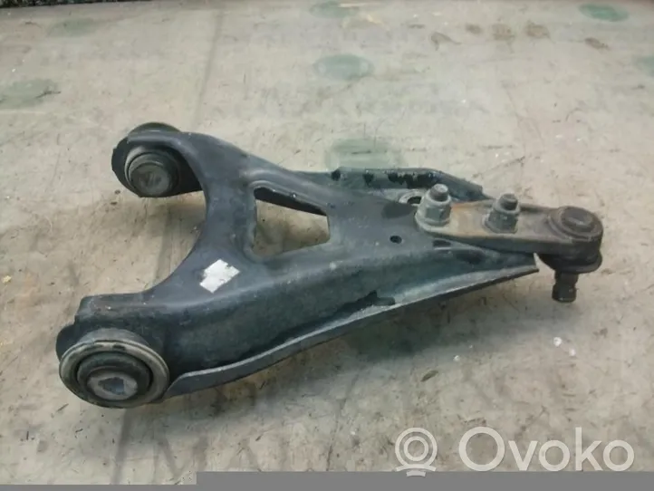 Renault Kangoo I Triangle bras de suspension inférieur avant 