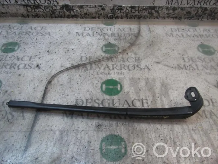 Seat Leon (1P) Braccio della spazzola tergicristallo anteriore 1P0955410A1P9