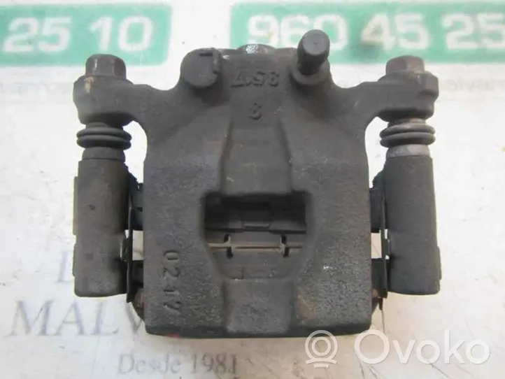 Nissan Qashqai Mocowanie / Zacisk hamulca tylnego 44001EM11A