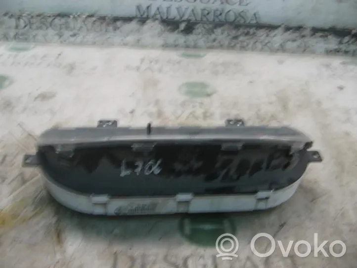 KIA Rio Compteur de vitesse tableau de bord 