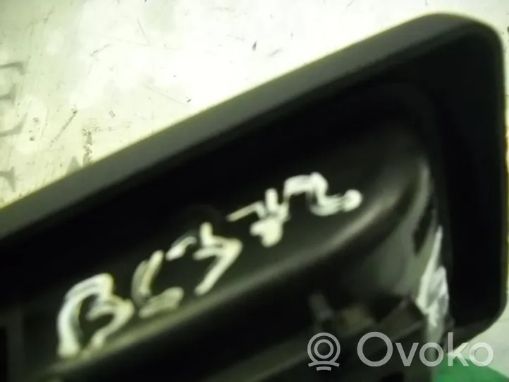 Fiat Ducato Takaoven sisäkahva 