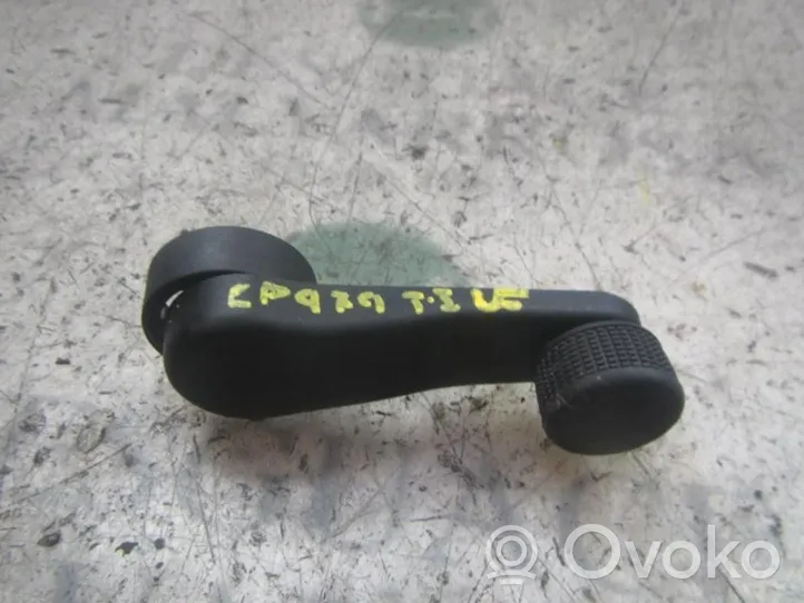 Seat Altea Moldura del elevalunas de la puerta trasera 1M08375819B9