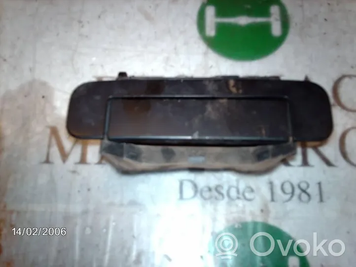 Audi A4 S4 B5 8D Maniglia esterna per portiera posteriore 4A0839208A