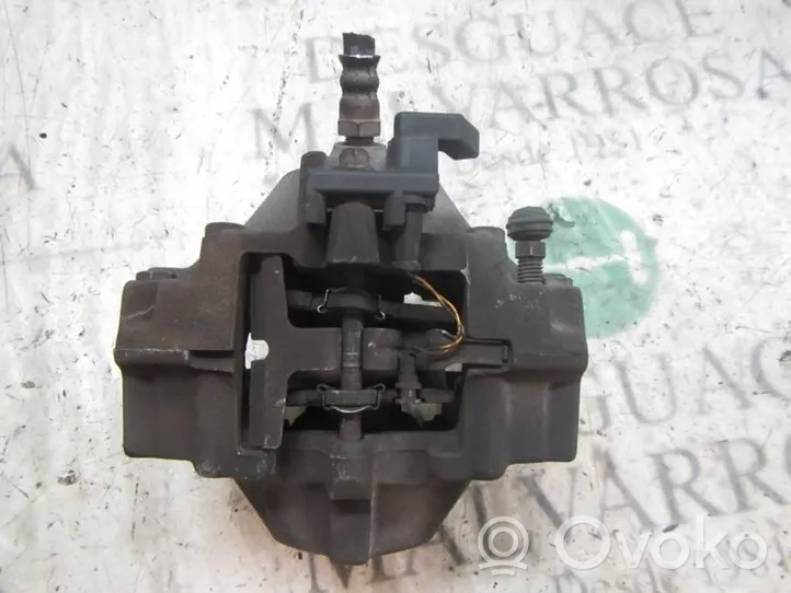 Mercedes-Benz CLK AMG A208 C208 Support d'étrier arrière A0034239798