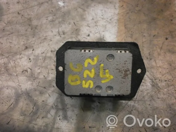 Toyota RAV 4 (XA10) Rezystor / Opornik dmuchawy nawiewu 8713842030