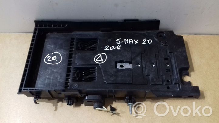 Ford S-MAX Boîte de batterie DG9310723A