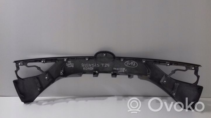 Toyota Avensis T270 Tailgate trim 7681105140