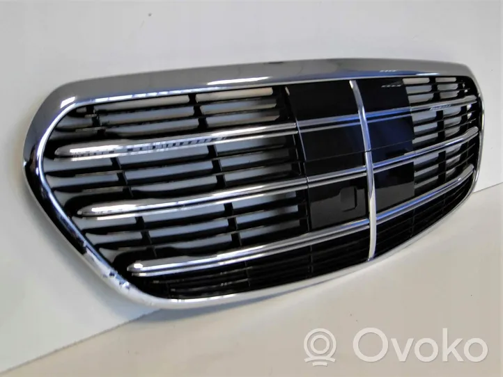 Mercedes-Benz S W223 Grille calandre supérieure de pare-chocs avant A2238804100