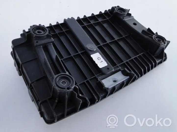 Mercedes-Benz E W238 Boîte de batterie A2056201302