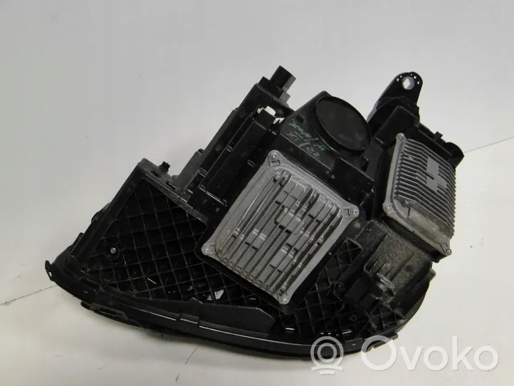 Mercedes-Benz E W238 Lampa przednia A2139069808