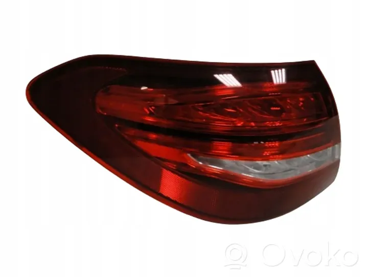 Mercedes-Benz C W205 Luci posteriori A2059060457