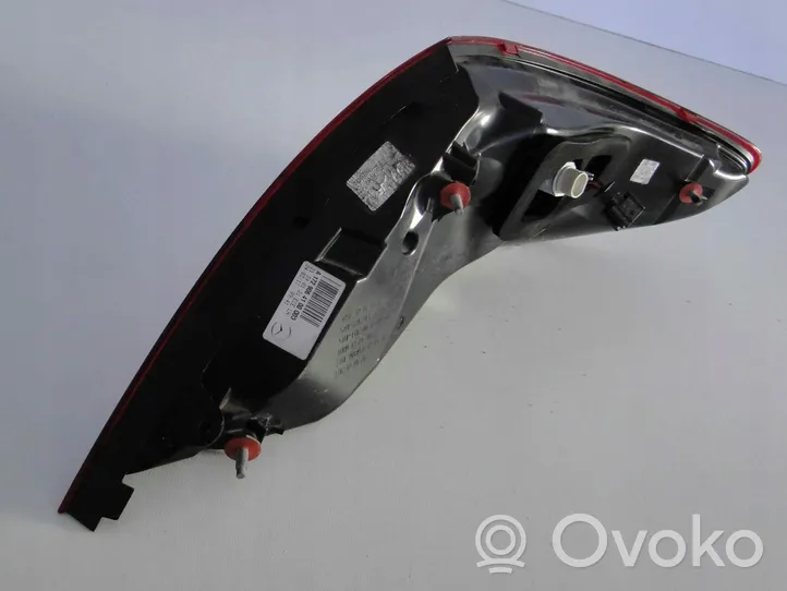 Mercedes-Benz SLC R172 Lampa tylna A1729064100