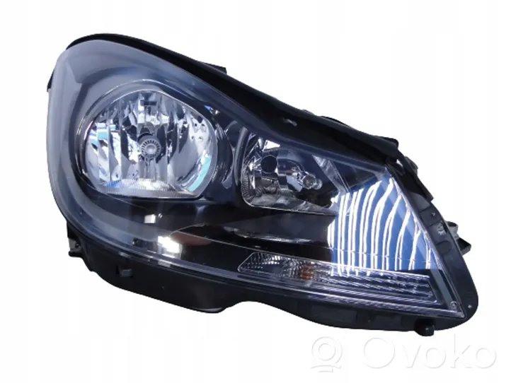 Mercedes-Benz C W204 Phare frontale A2048209659