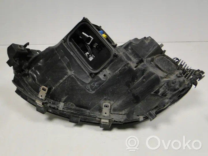 Mercedes-Benz GLE (W166 - C292) Lampa przednia A1669064003