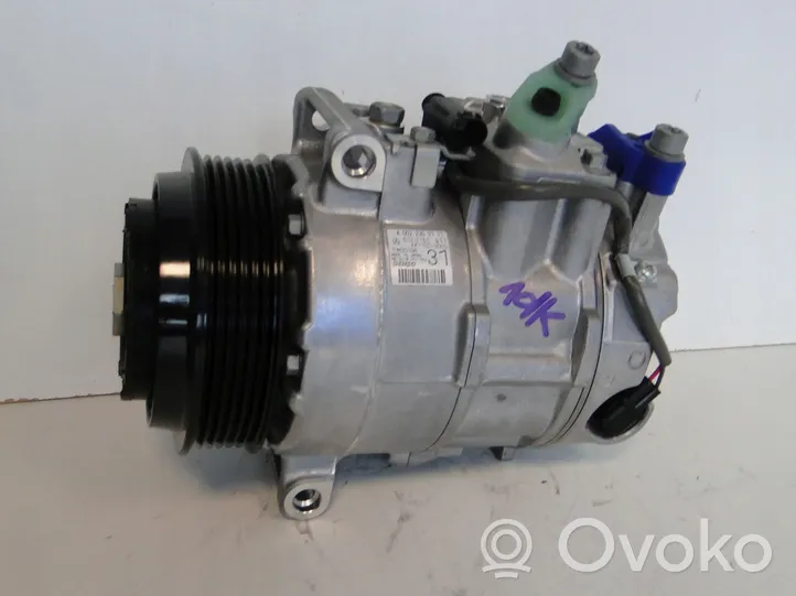 Mercedes-Benz SLK R172 Compresseur de climatisation A0022303111