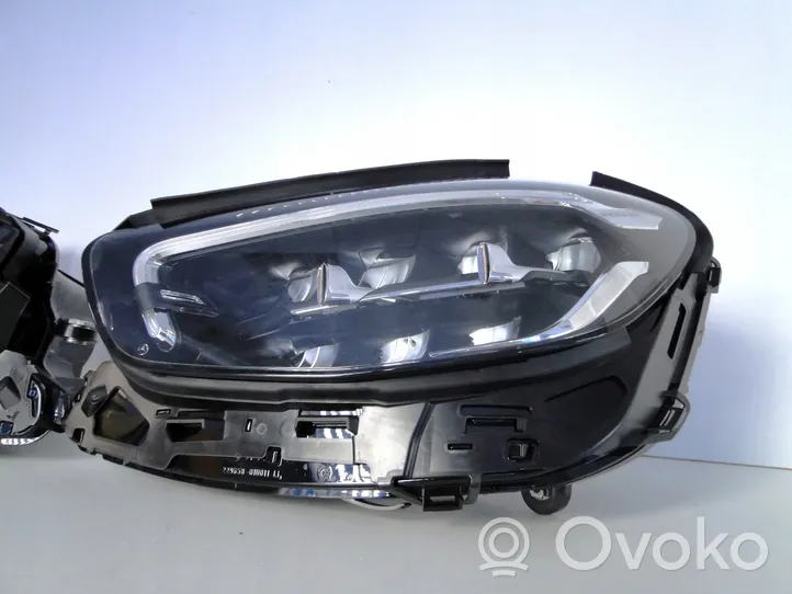 Mercedes-Benz E W213 Lampa przednia A2139067509