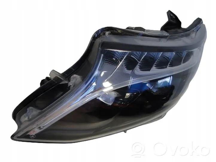 Mercedes-Benz V Class W447 Lampa przednia A4479063801