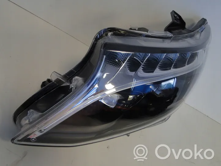 Mercedes-Benz V Class W447 Lampa przednia A4479063801